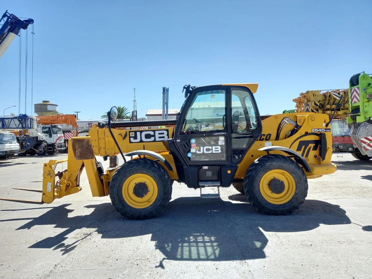 Manipulador telescópico JCB TH 540-170 4 toneladas usada Argentina